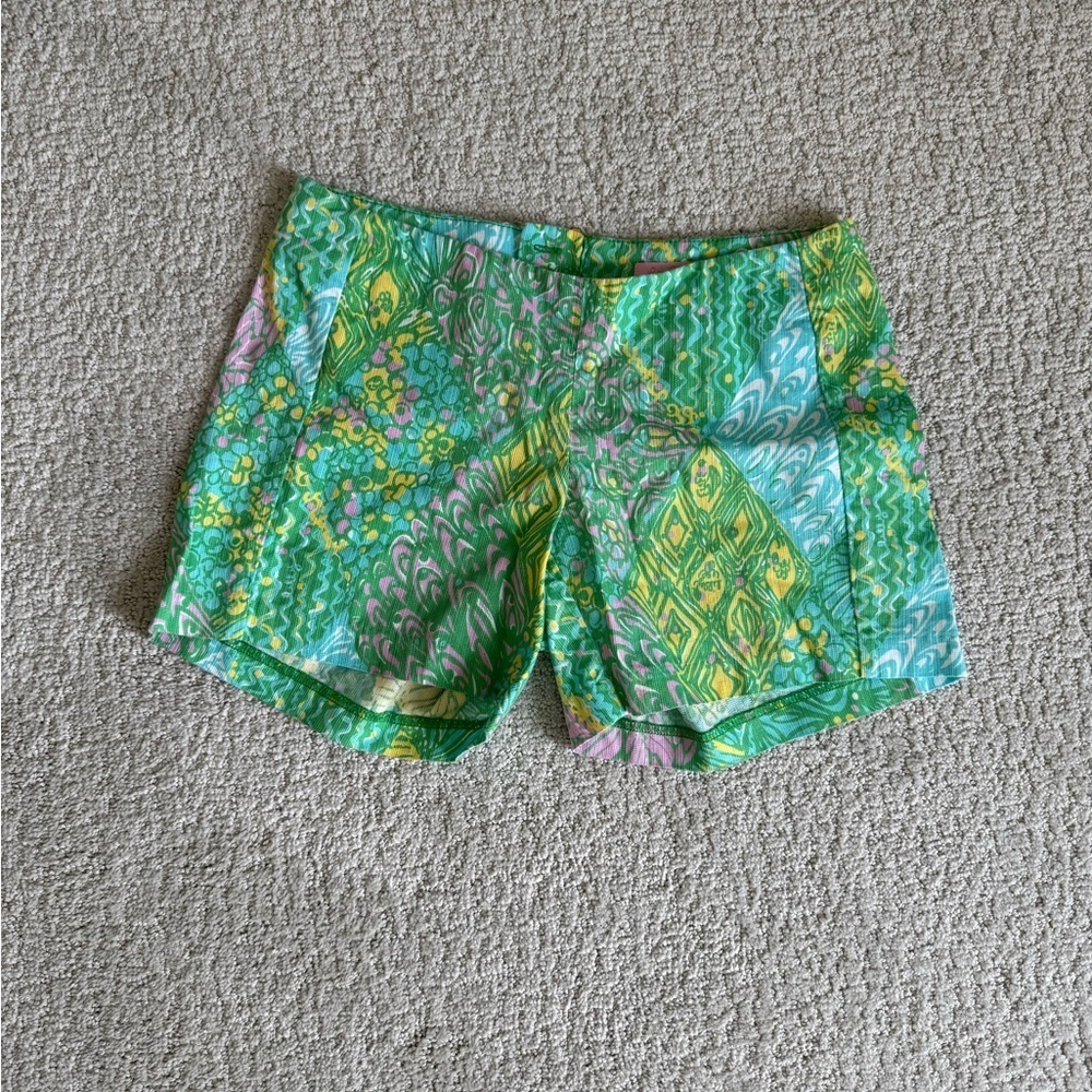 Lilly Pulitzer Deenie Sun Dance Shorts Green Zip Unlined Size 00 Hawaii Floral
